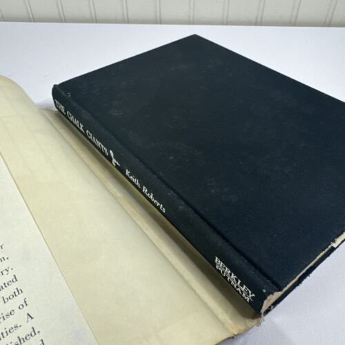 Keith Roberts The Chalk Giants 1974 HCDJ First American Edition VG+