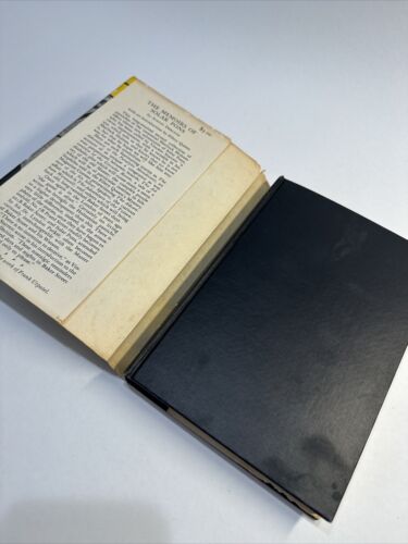 August Derleth The Memoirs of Solar Pons 1951 HCDJ First Edition VG+
