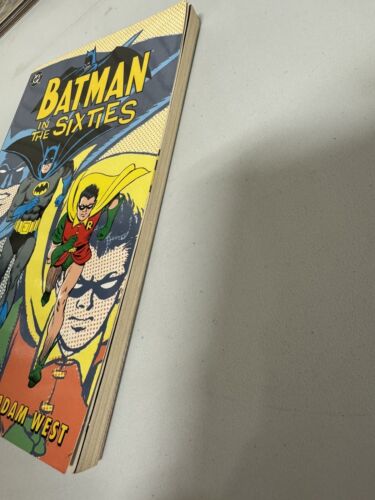 Batman in the Sixties DC Comics 1999 First Printing fold out page