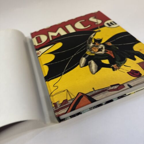 Batman Cover To Cover The Greatest Comic Book Covers Of The Dark Knight_(2005)