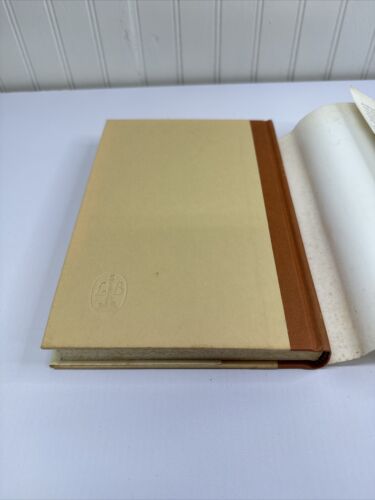 The Graves of Academe by Richard Mitchell 1981 HCDJ First Edition VG