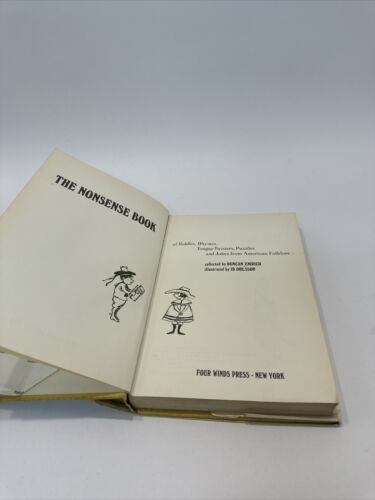 Duncan Emrich The Nonsense Book Of Riddles 1970 HCDJ First Edition VG