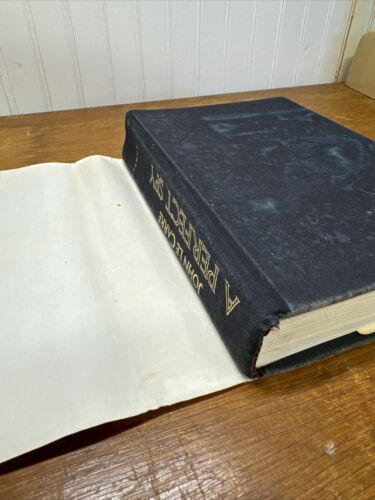 A Perfect Spy by John LeCarré - First Edition First Printing HCDJ G/VG Ex-Lib