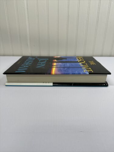John Grisham The Associate 2009 HCDJ First Edition 1st Printing F/VF