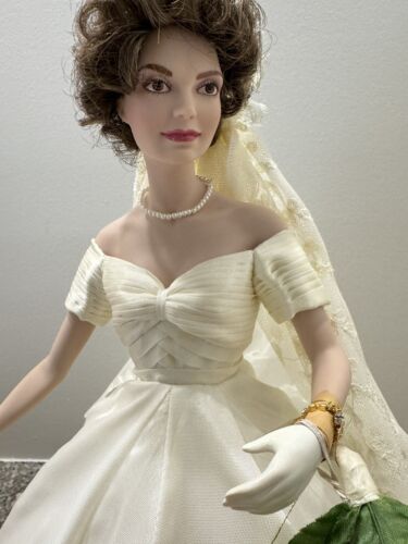 Jackie Kennedy porcelain dolls collectible Franklin heirloom Doll