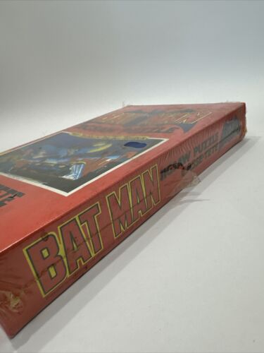 VINTAGE 1973 BATMAN WITH ROBIN THE BOY WONDER 200 PIECE JIGSAW PUZZLE