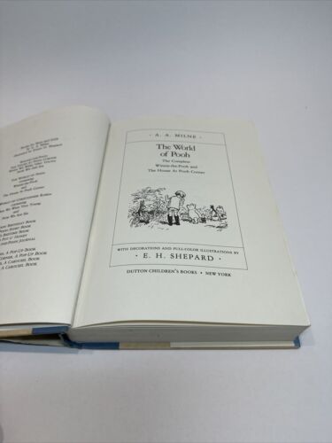 A. A. Milne The World of Pooh Complete Winnie-the-Pooh…House…Corner 1985 HCDJ VG